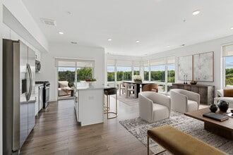 Building Photo - Livana East Hanover