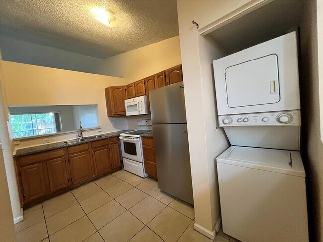 Building Photo - 2431 NW 56th Ave