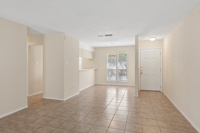 Foto del edificio - 3114 Plantation Rd