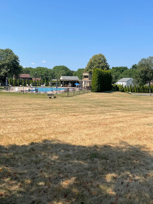 52 Mattabasset Dr Unit 52, Meriden, CT 06450 Condo for Rent in