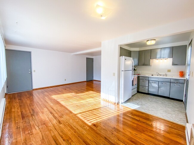 Building Photo - Catalpa Crossing Apartments