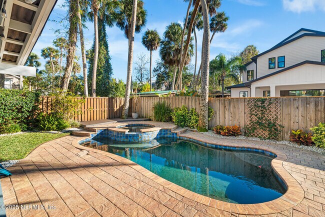 Foto del edificio - 370 10th St