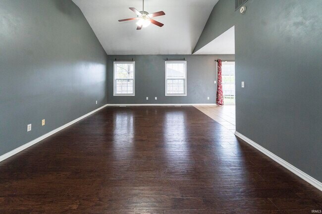 Building Photo - 4545 Rathbone Dr