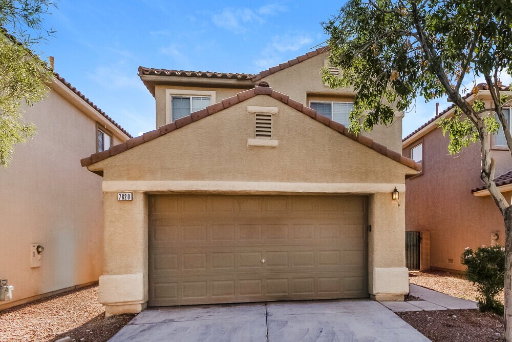 Foto principal - 7620 Highland Pony St