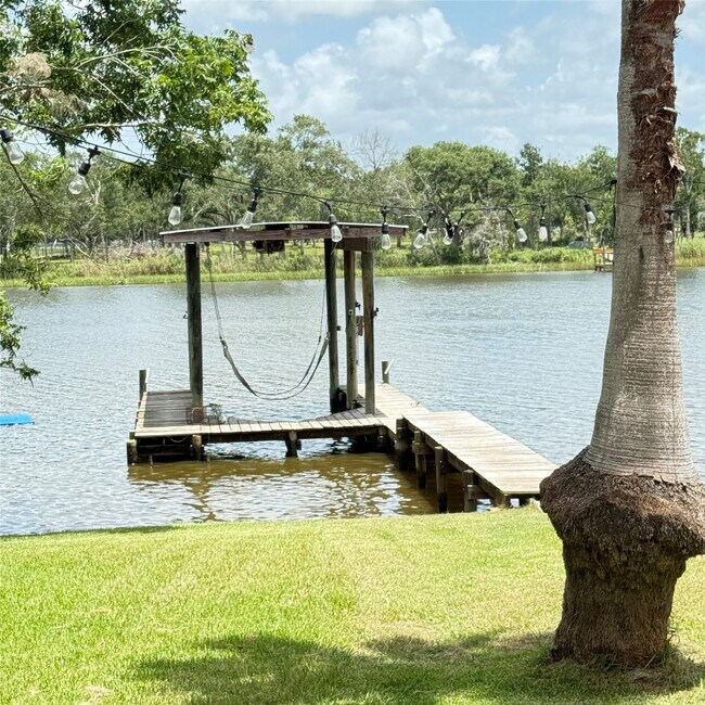 Foto del edificio - 6326 County Rd 659
