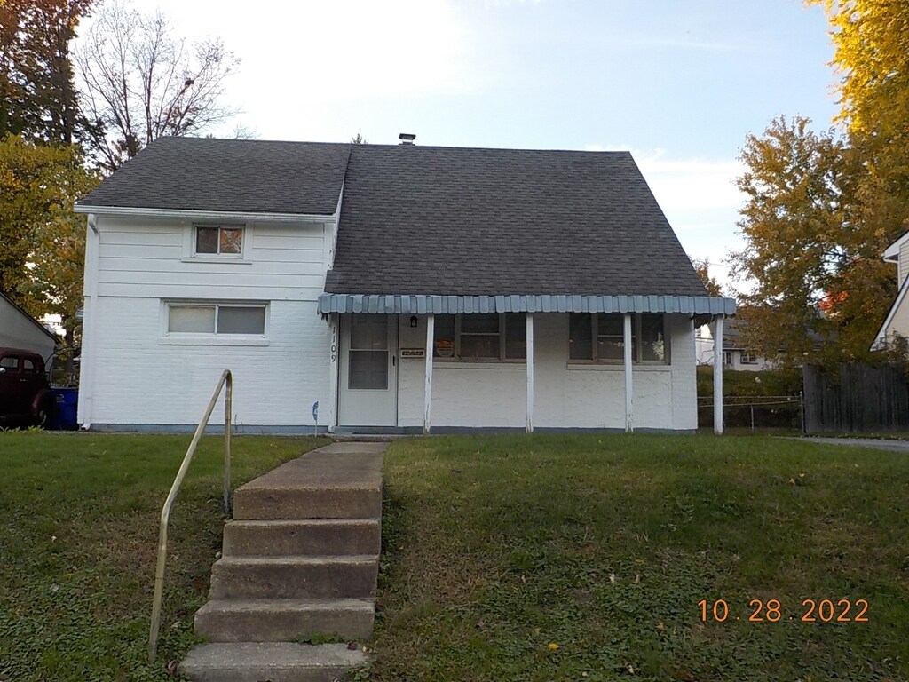 Primary Photo - 1109 Montgomery Rd