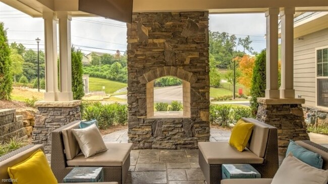 Foto del edificio - 5200 Cahaba River Rd