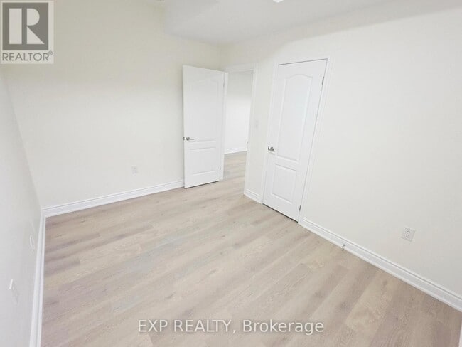 Building Photo - 55 William Dunlop St.