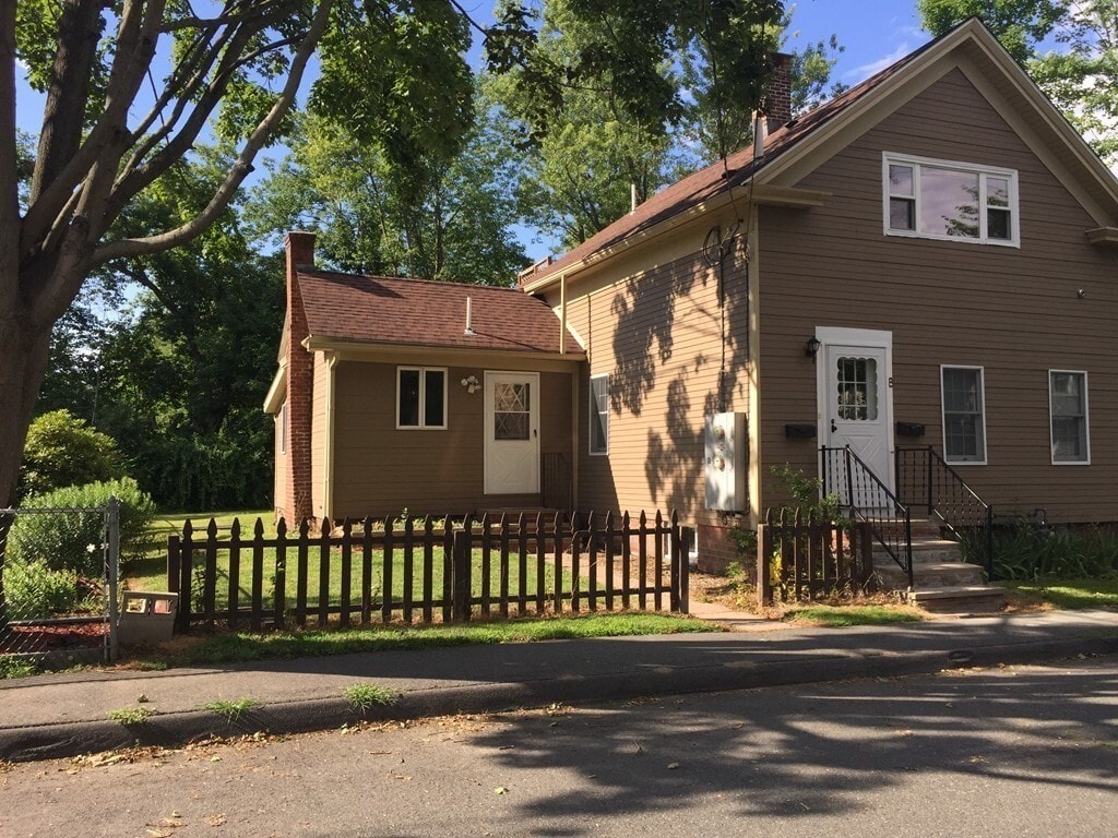 Primary Photo - 8 North St