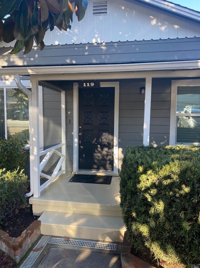 Building Photo - 119 N San Pedro Rd