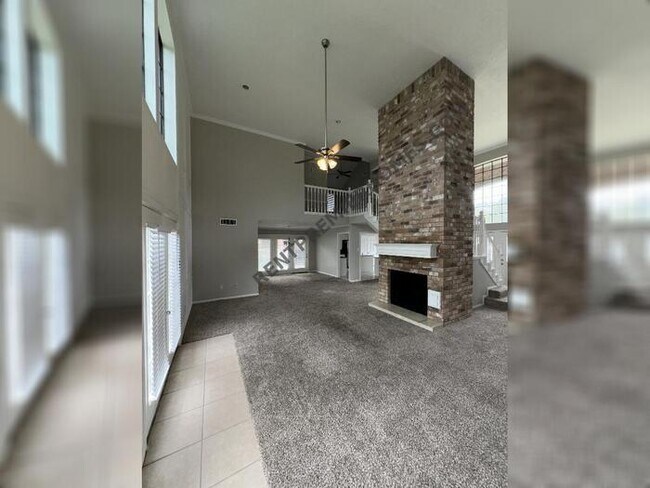 Foto del edificio - 19515 Oak Station Dr