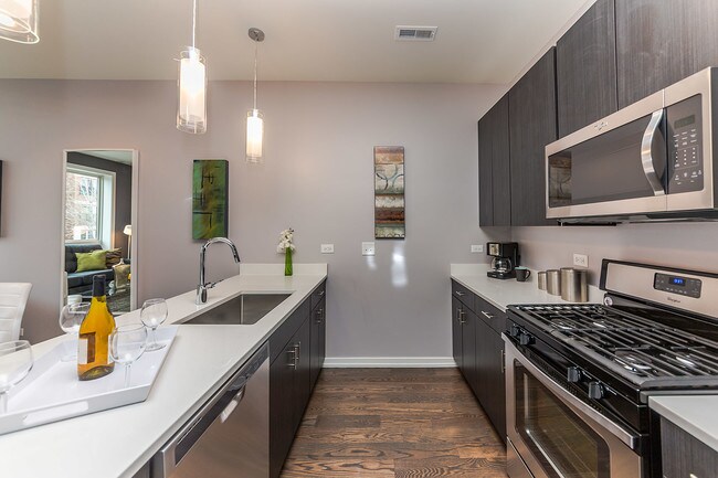Foto del edificio - 2518 W Harrison St