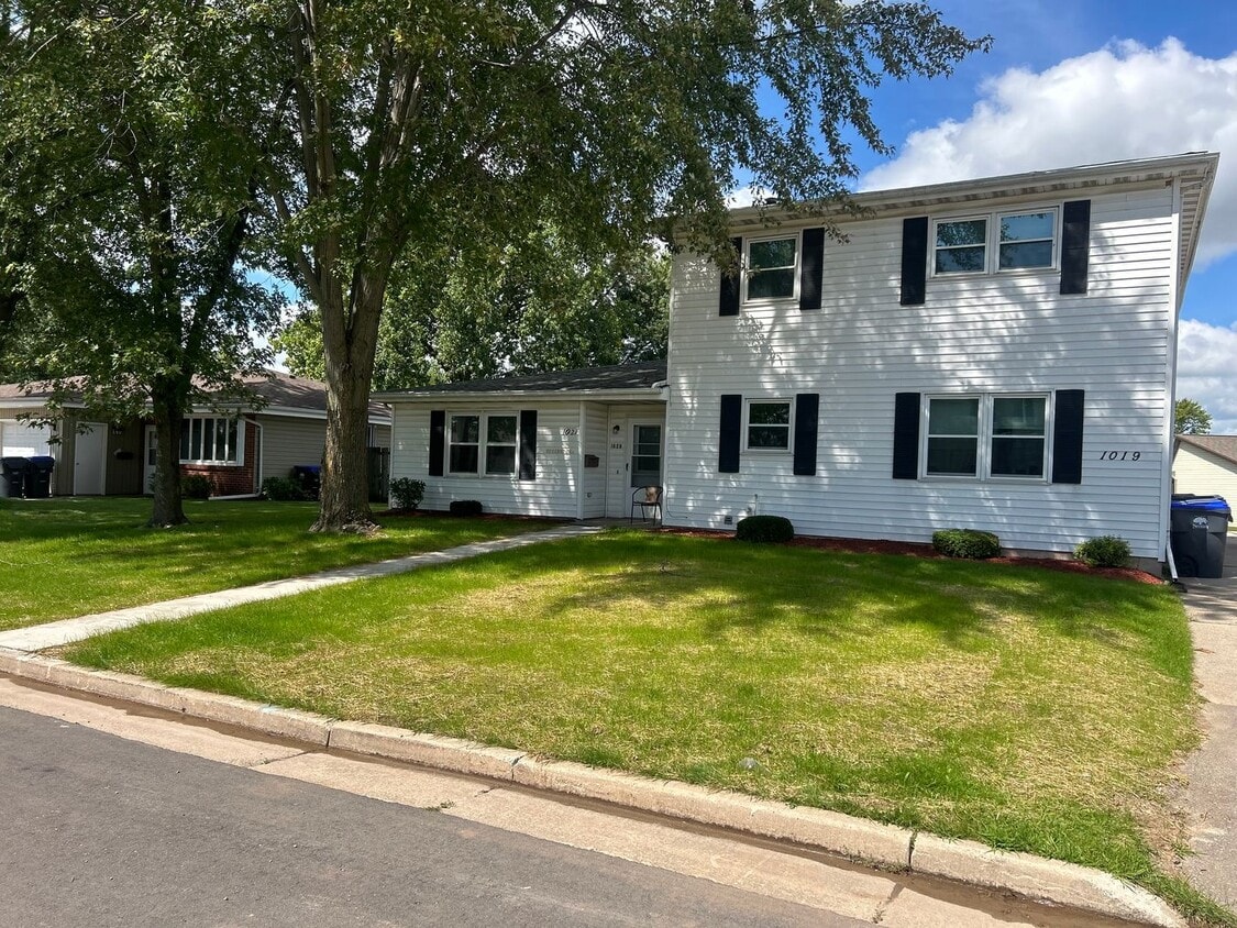 Foto principal - 1019-1023 Brookwood