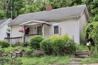 Building Photo - 389 Falling Run Rd