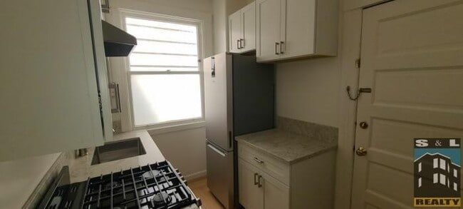 Foto del edificio - 2 bedroom in San Francisco CA 94108