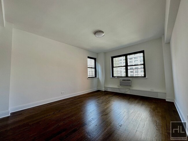 Foto del edificio - EAST 69 STREET