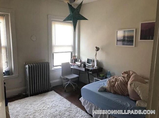 Foto del edificio - 1526 Tremont St