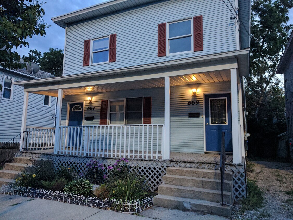 667 Turner Avenue Northwest, Grand Rapids, MI 49504 Townhome Rentals