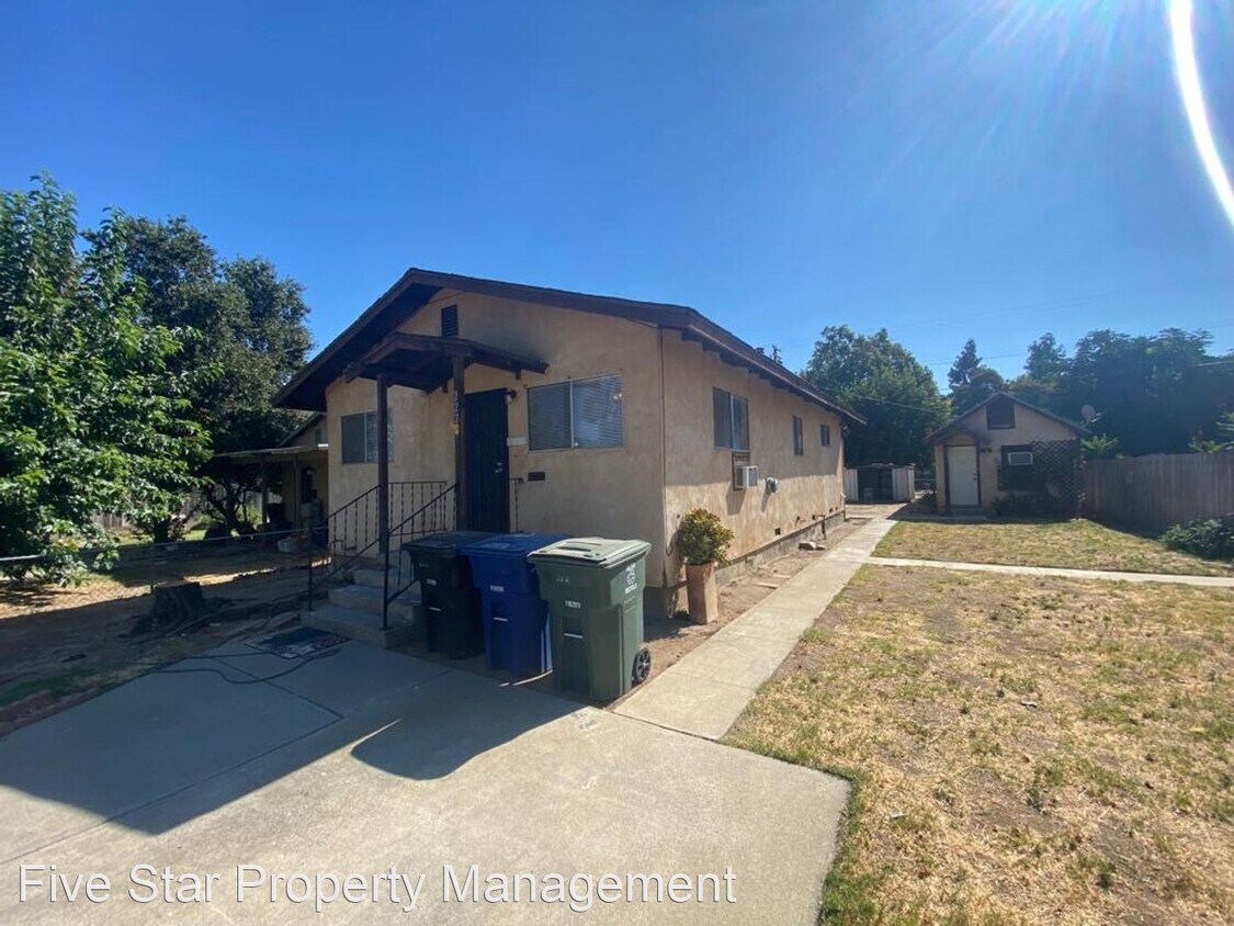 Primary Photo - 3 br, 2 bath House - 222 Melrose Street