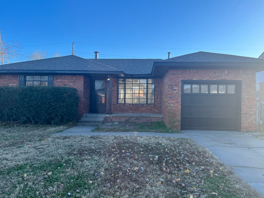 2212 SW 61st St, Oklahoma City, OK 73159 House Rental in Oklahoma City, OK