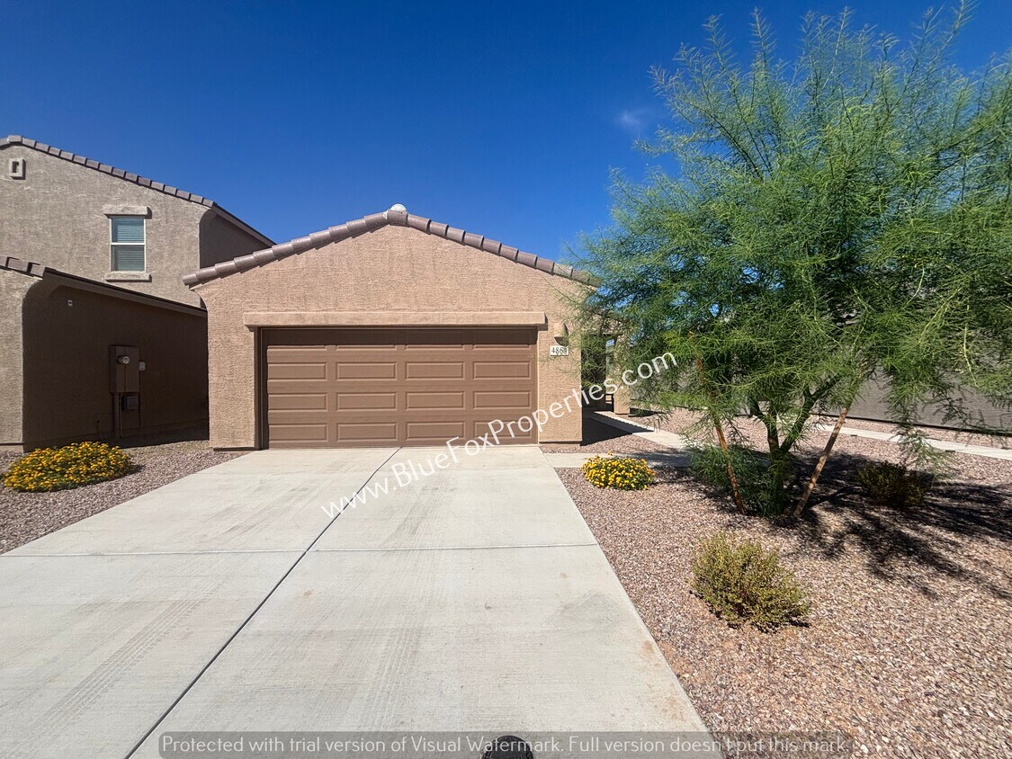 Primary Photo - 4864 E Julian Wash Dr