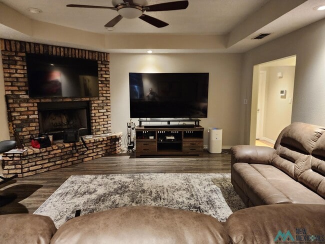 Foto del edificio - 4513 Sandstone Dr