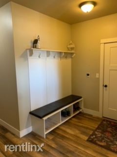 Foto del edificio - 3 br, 2 bath House - 688 N Puma Ave