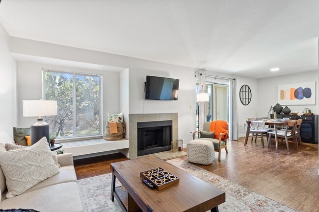 Building Photo - MonteVista at Murray Hill