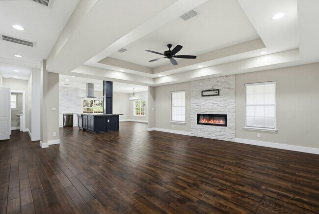 Foto del edificio - 17006 Silverwood Dr