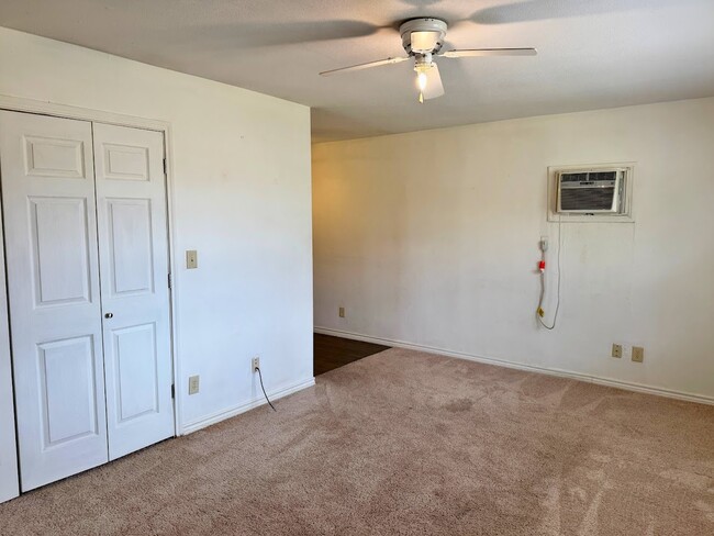 Building Photo - 2941 Stearns Ave