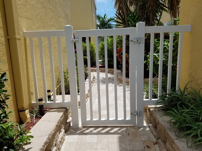 gated courtyard - 2769 NE 30th Ave