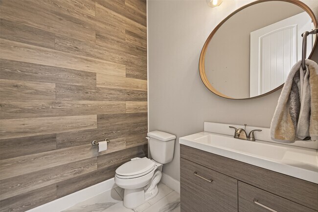 Foto del edificio - 4413 Schuler St