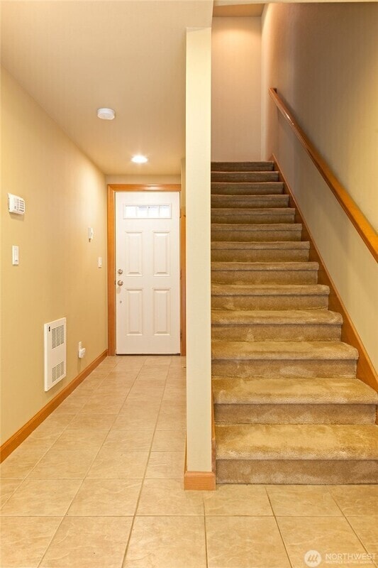 Building Photo - 1027 NE 123rd St