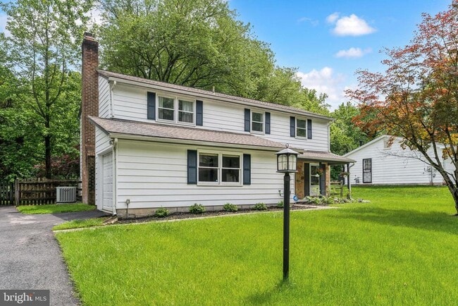 Building Photo - 9710 Muirfield Dr
