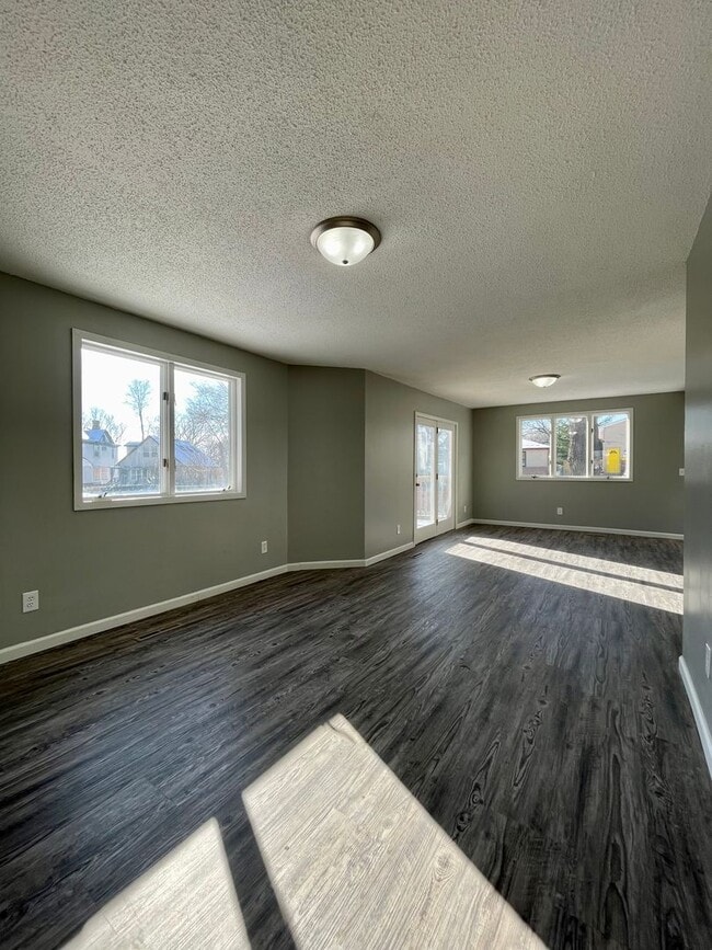 Building Photo - 1510 N 22nd Ave