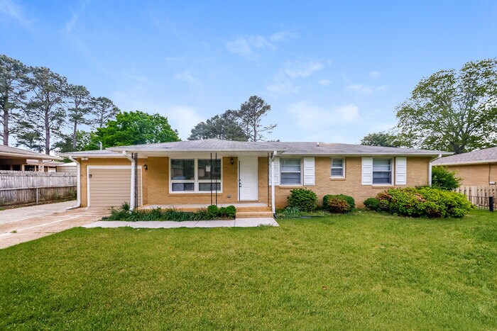 Foto principal - 7708 Saxon Dr SW