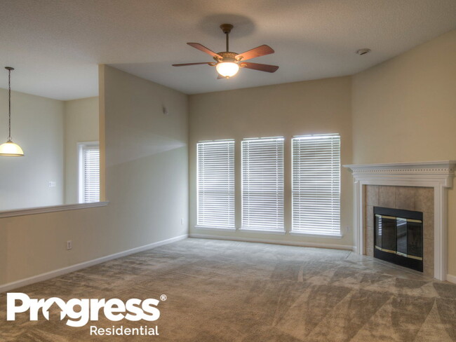 Building Photo - 3558 Silver Bluff Blvd