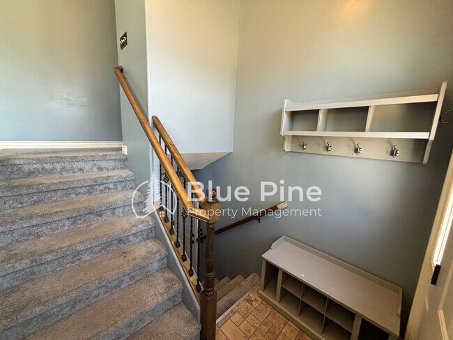 Building Photo - 4333 High Desert Dr