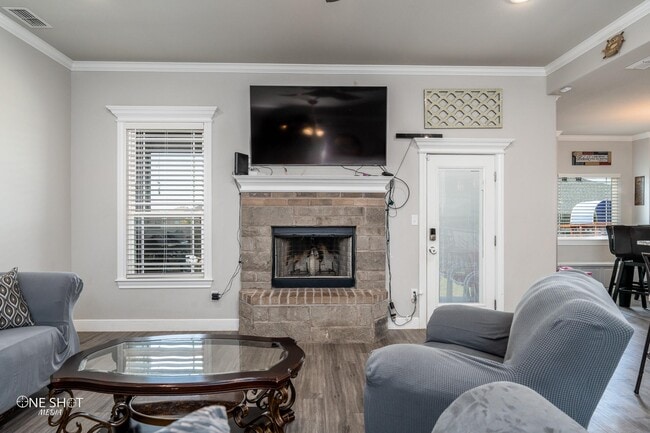 Building Photo - 3018 Oakley