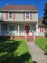 Building Photo - 2856 Middle Towne Crescent