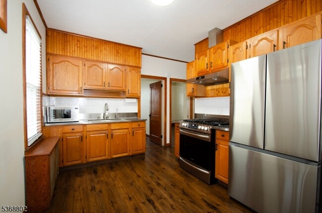 Building Photo - 74 Harrison Pl