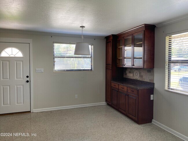 Foto del edificio - 104 St Elmo Rd