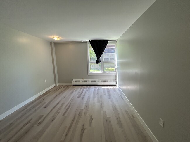Photo du bâtiment - 5222-5222 Green St