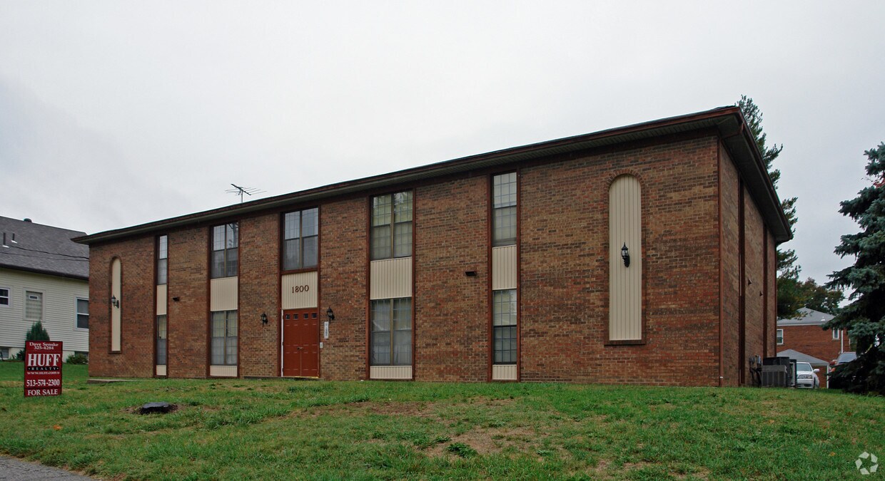 Building Photo - 1800 Emerson Ave