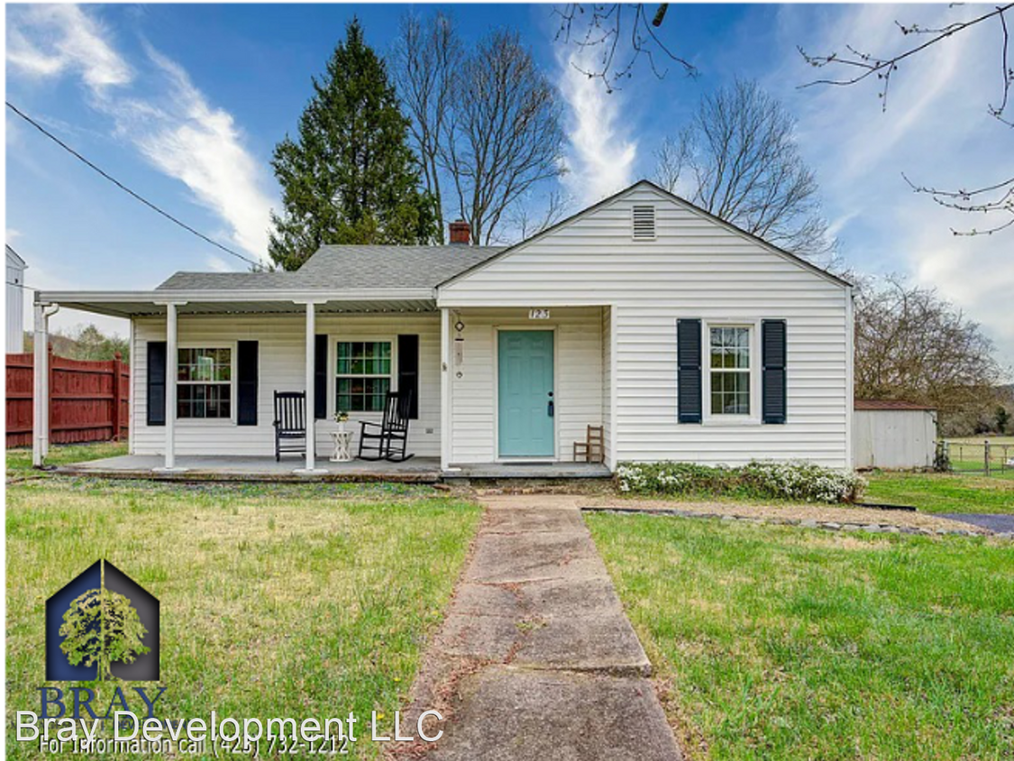 3 br, 1 bath House - 123 Cooks Valley Rd. - 3 br, 1 bath House - 123 Cooks Valley  Rd.