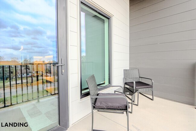 Building Photo - 2623 Keene St