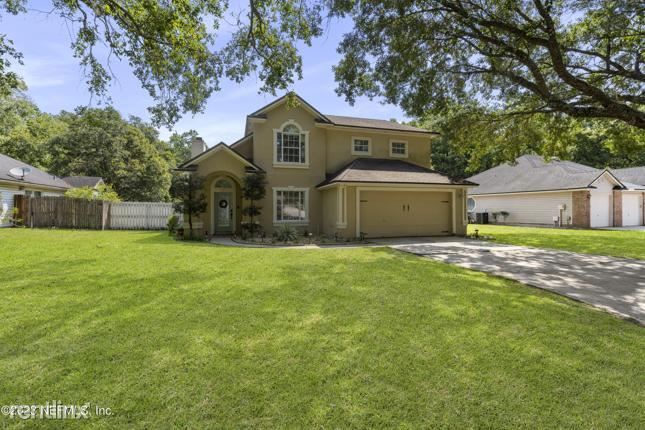 Building Photo - 3 br, 2 bath House - 12235 R Marbon Estate...