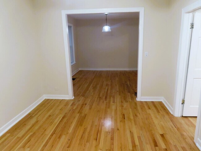 Foto del edificio - 6855 S King Dr