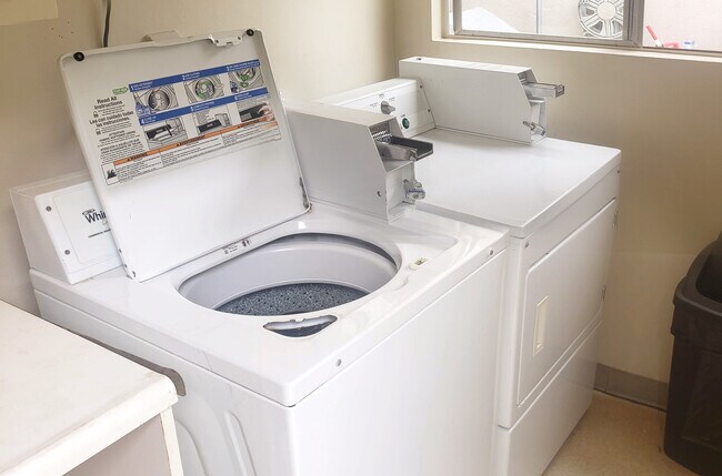 Building Photo - 2174 W 237th St