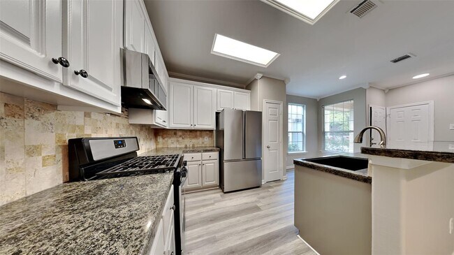 Building Photo - 6406 Encenada Green Trail